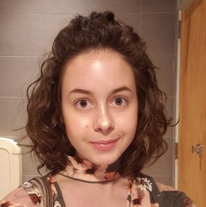 Meet your Posher, Alanna